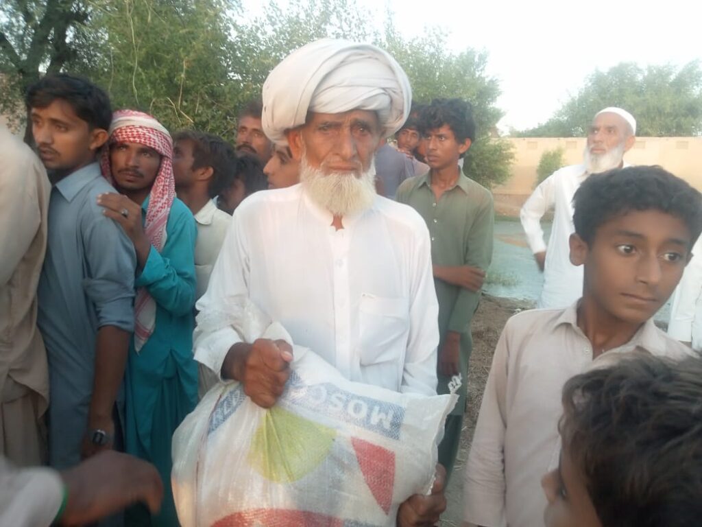 Pakistan Flood Relief 2022 – Food Distribution